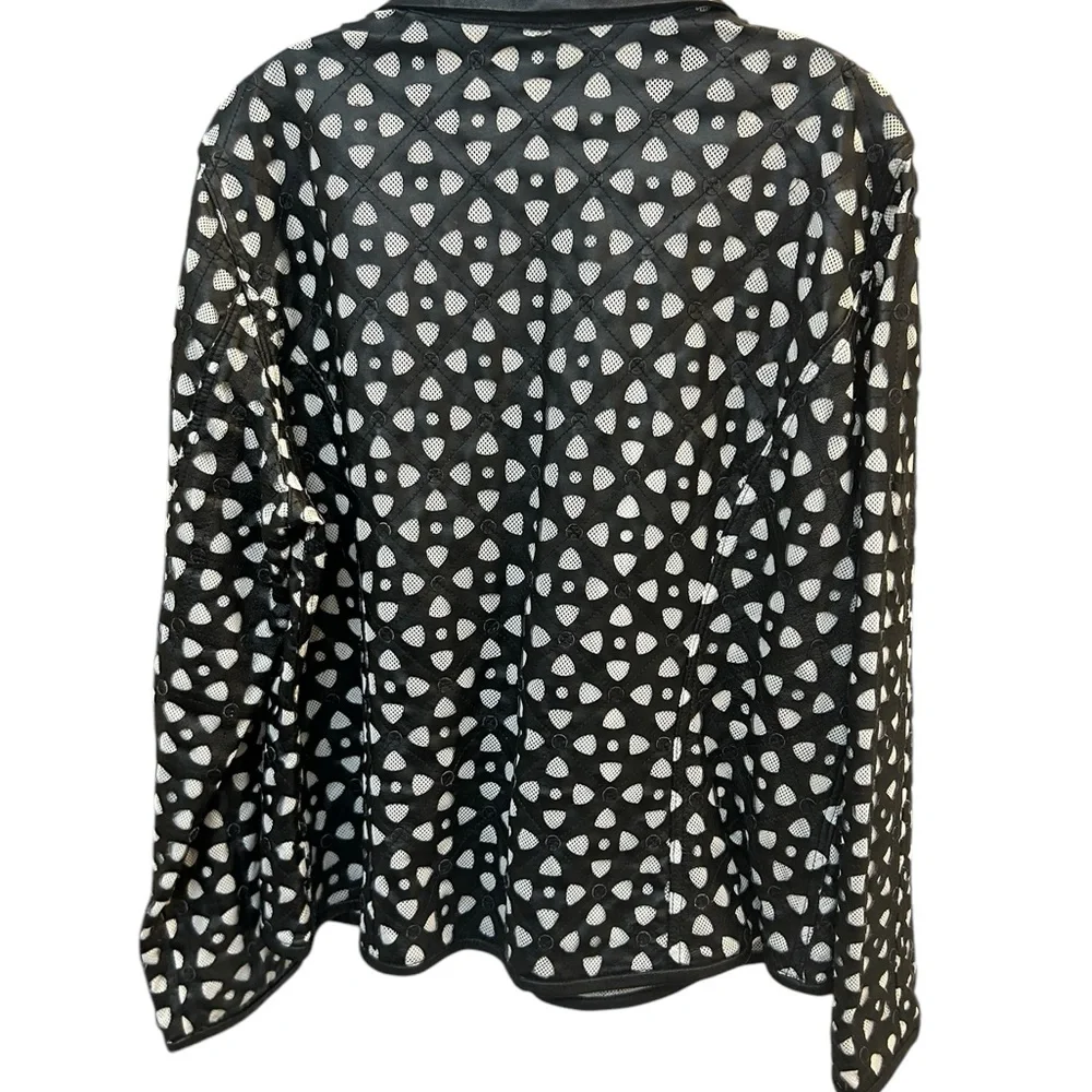 Black and White Leather Jacket with Sleek Design - Picture 5 of 10